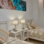 Apartment Theresa Gigantes *