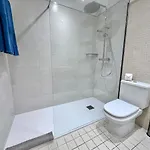 Theresa Gigantes Lägenhet *