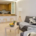 Theresa Gigantes Lägenhet *